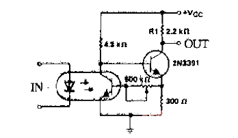 Optocouplers for discrete component pulse amplifiers