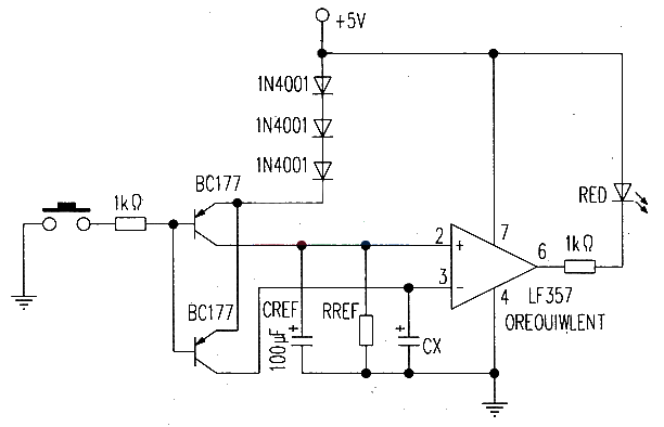 A circuit for qualitatively testing capacitor leakage